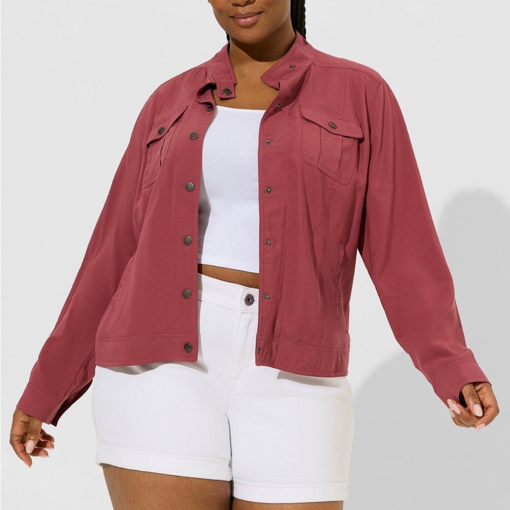 Lightweight utility jacket